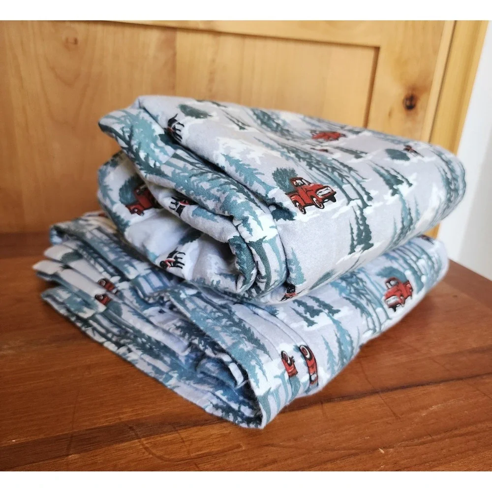 NWOT Eddie Bauer 100% Cotton Full Double Christmas 2 Flat Sheets Winter Flannel